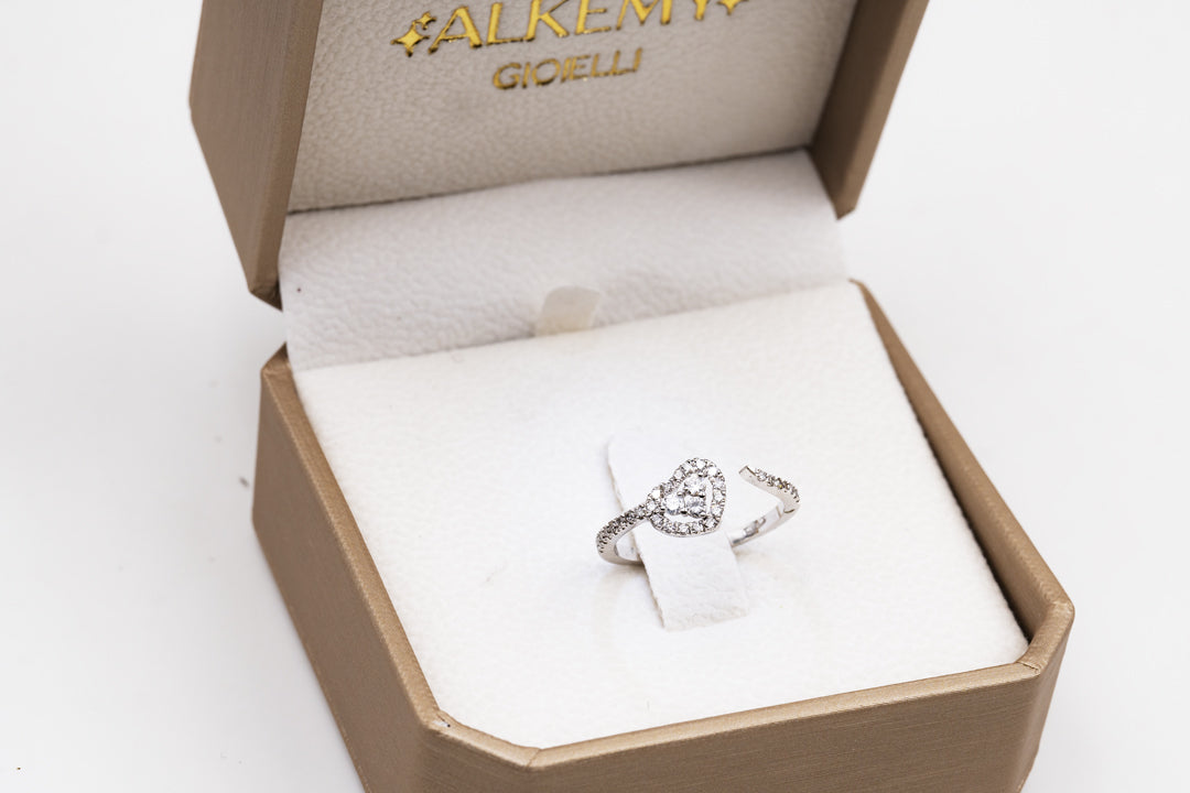 Anello Cuore contrarie' Oro 18 K con Diamanti