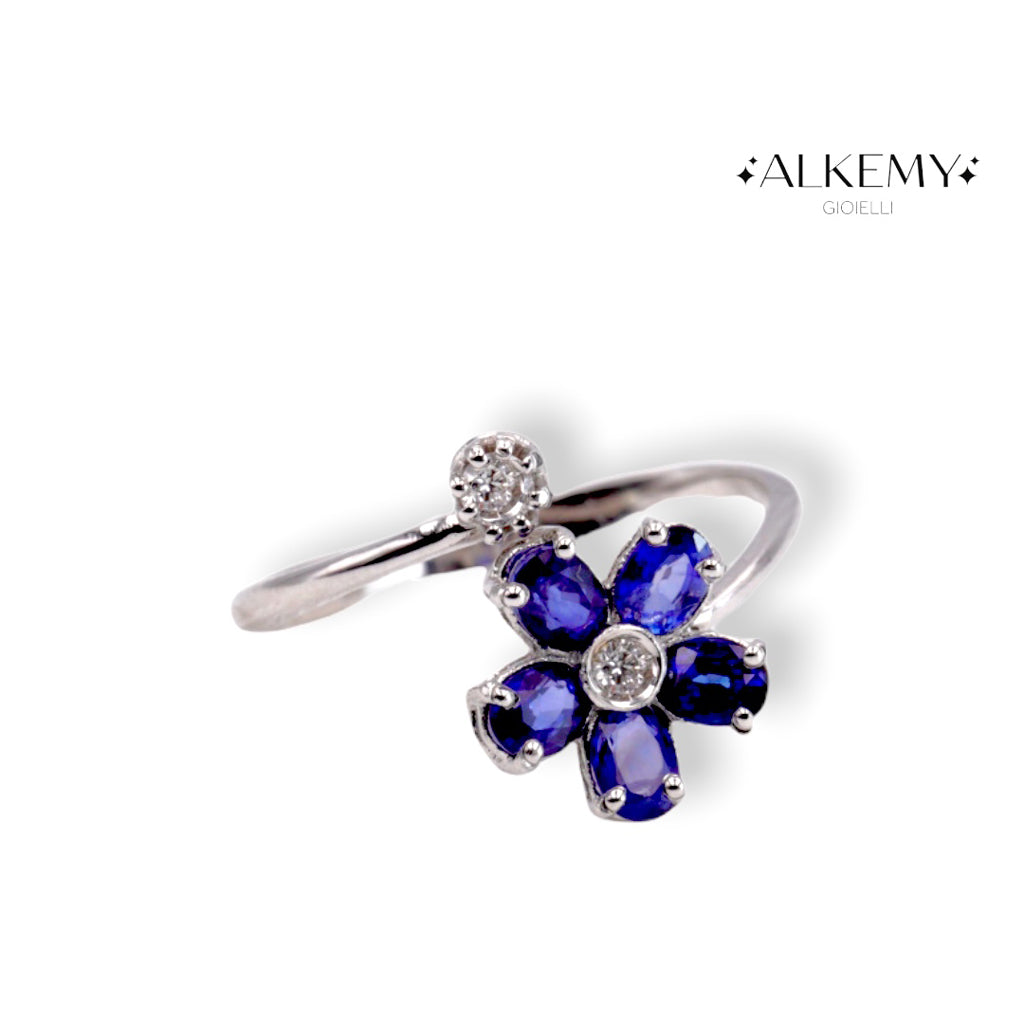Anello Fiore in Oro Bianco 18K con Zaffiri e Diamanti Naturali