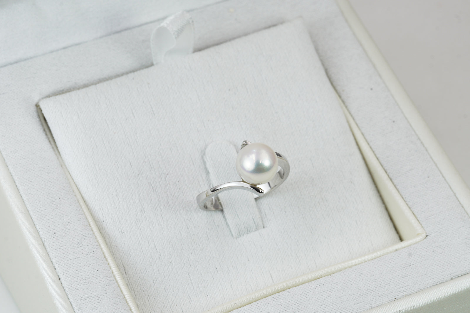 Anello Oro 18K con Perla Acqua Salata