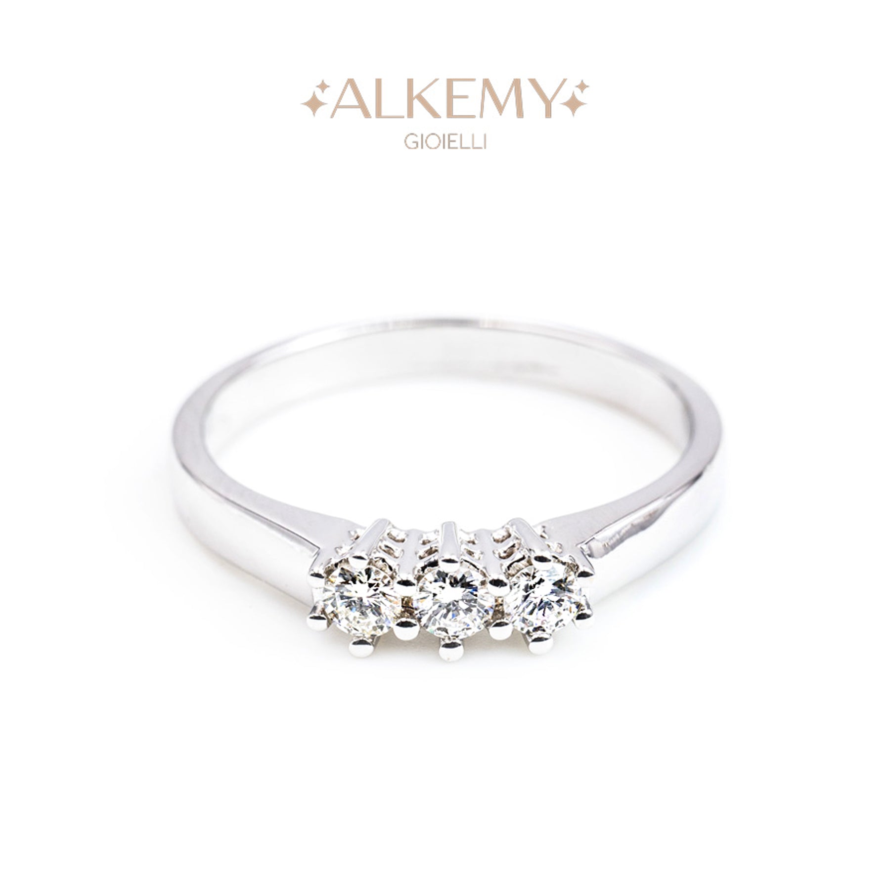Anello Trilogy Classico in Oro 18K con Diamanti Naturali Ct 0.24