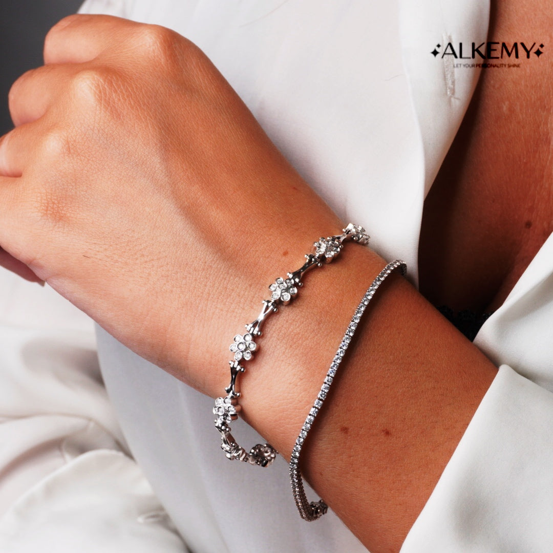 Bracciale Fiore in Oro Bianco 18K con Diamanti Naturali