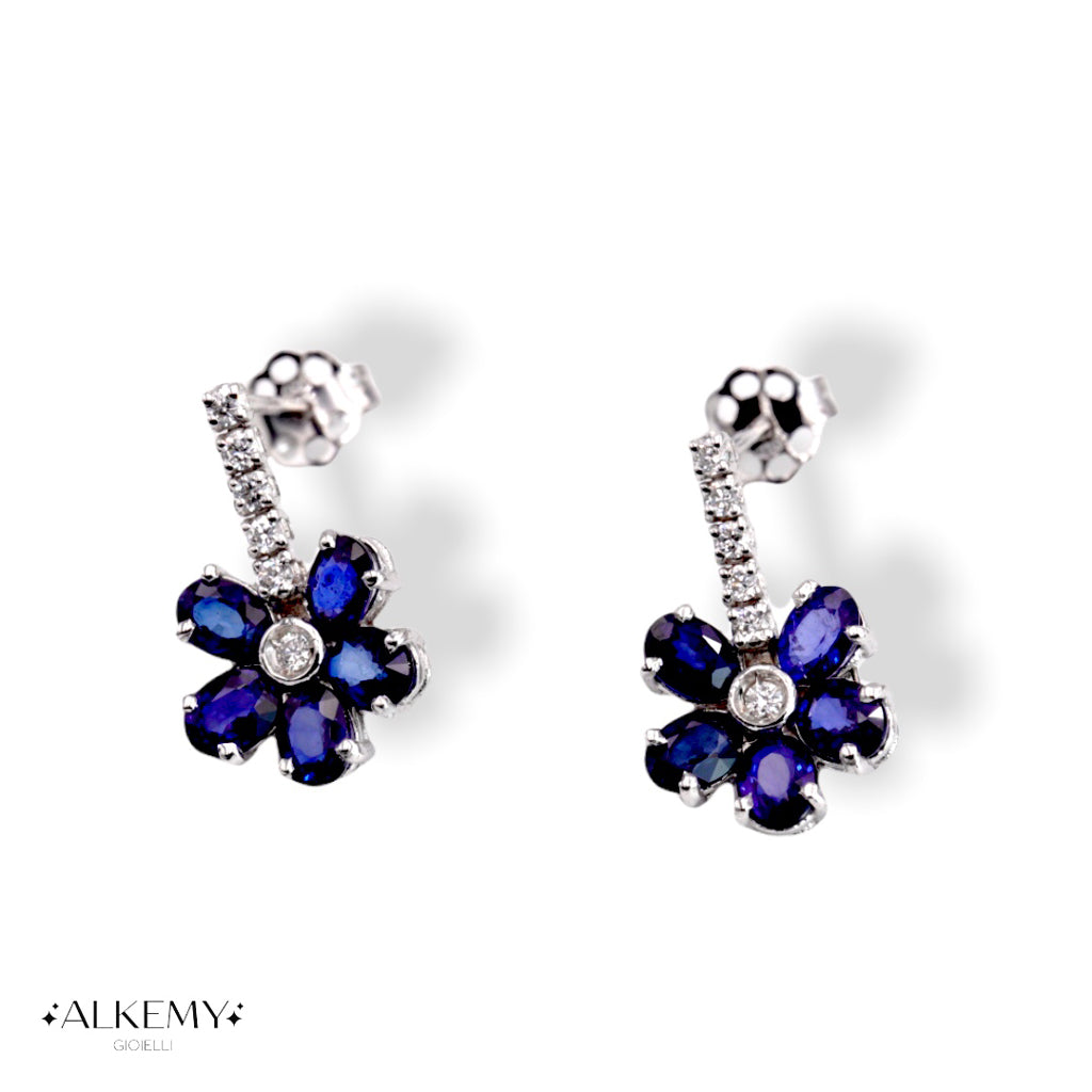 Orecchini Fiore in Oro Bianco 18K con Zaffiri Naturali e Diamanti