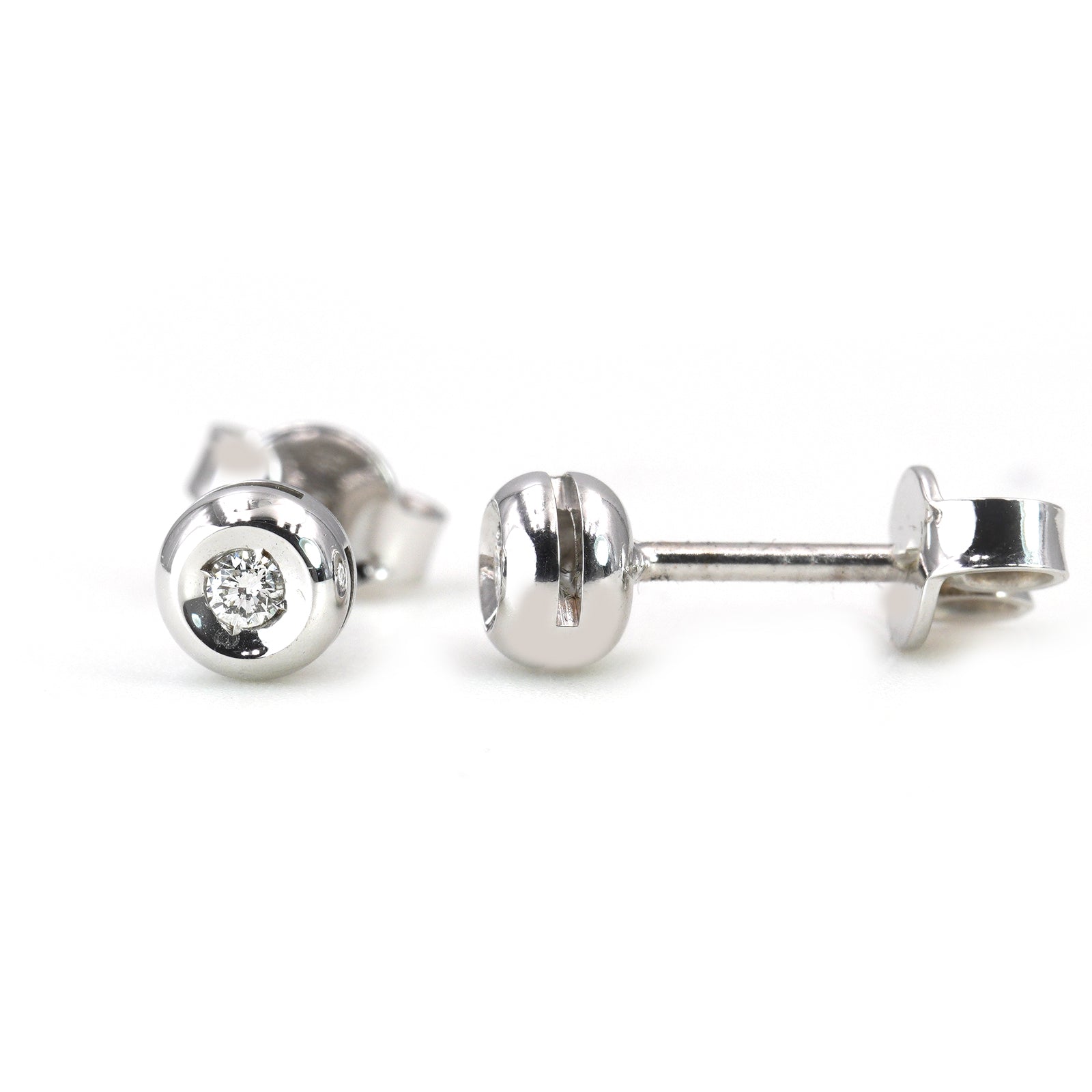 Orecchini Punto Luce in Oro Bianco 18K e Diamanti –