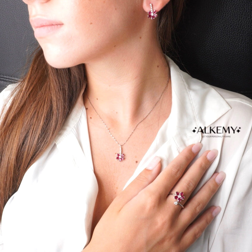 Collana Fiore in Oro Bianco 18K con Rubini e Diamanti Naturali