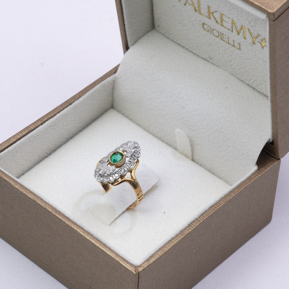 Anello artigianale in Oro 9K e Argento con Smeraldi Lab e Diamanti naturali