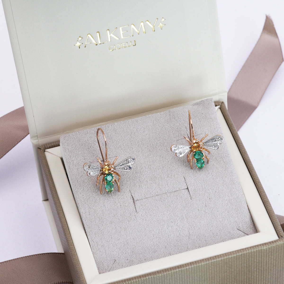 Orecchini Libellula in Oro e Argento con Diamanti Naturali e Smeraldi Lab