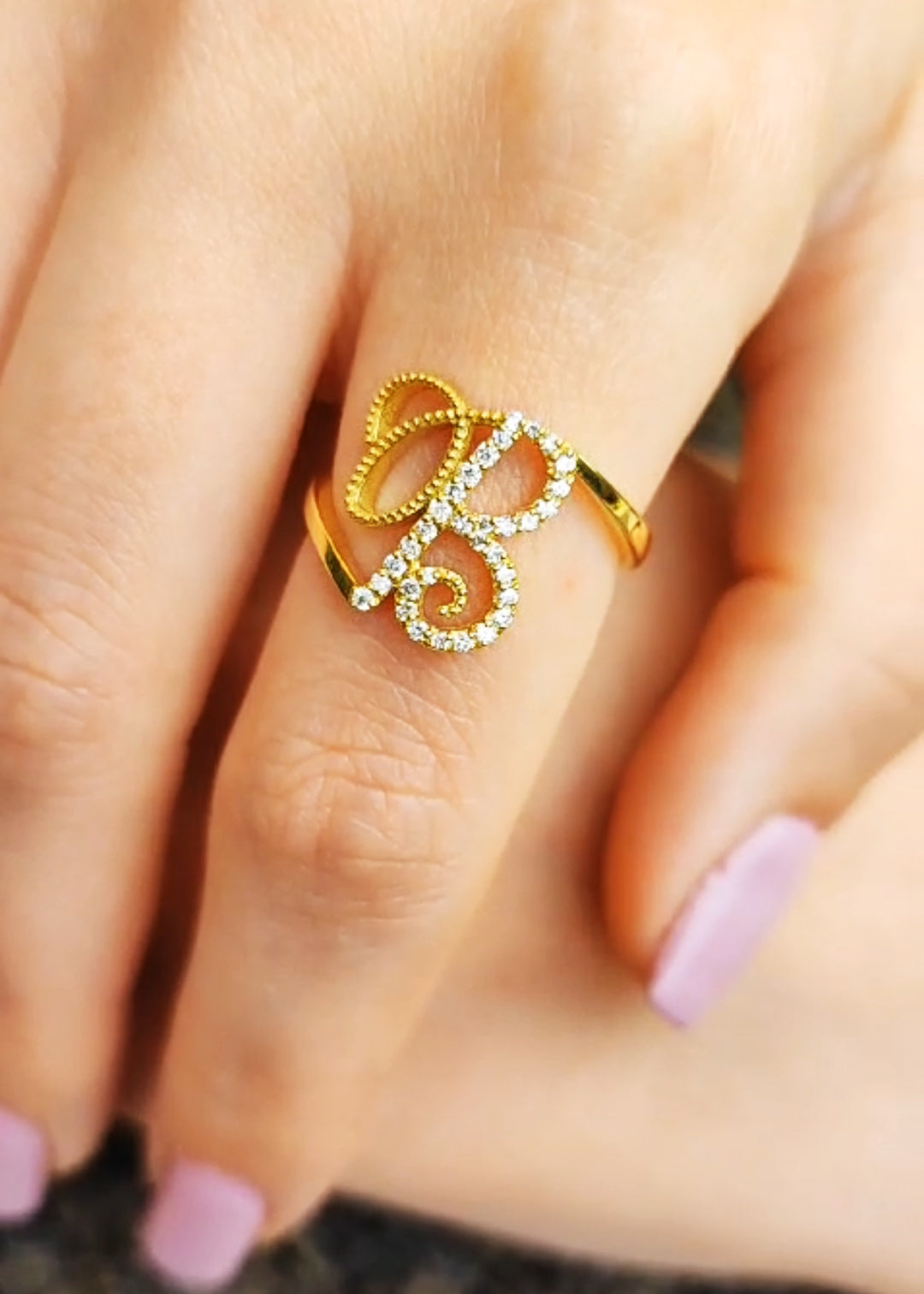 Anello ”INITIALIS" Lettera B Oro e Diamanti