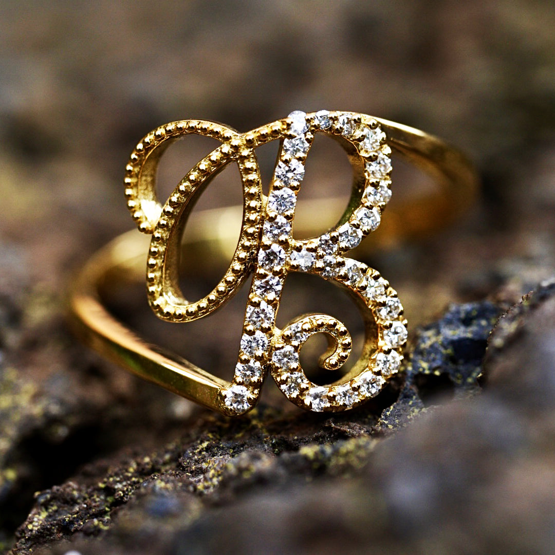 Anello ”INITIALIS" Lettera B Oro e Diamanti