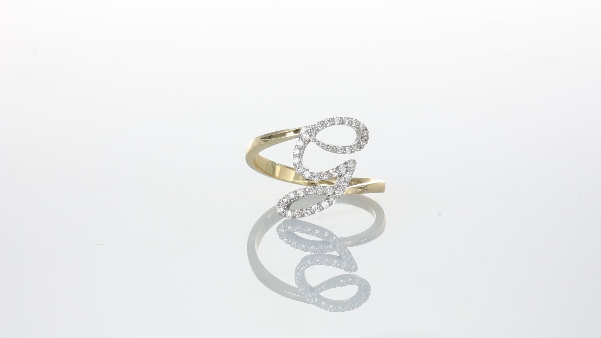 Anello ”INITIALIS" Lettera G Oro e Diamanti