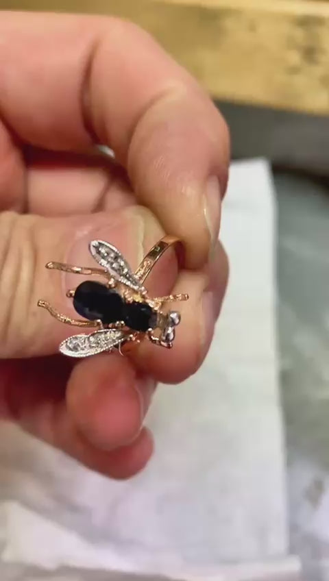 Anello " Mosca "in Oro Rosa 9K e Argento con Zaffiri Naturali e Diamanti